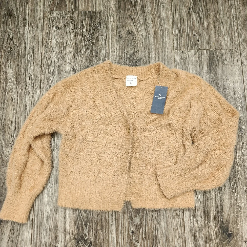 NWT Abercrombie Kids Soft Fuzzy Cardigan Tan Beige Size 7/8
